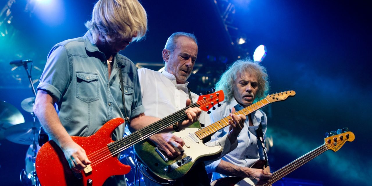 STATUS QUO / WILKO JOHNSON BAND  Hammersmith Apollo – 31 March 2014