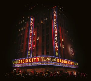 Joe_Bonamassa_Live_At_Radio_City_Music_Hall_CD+DVD[1]