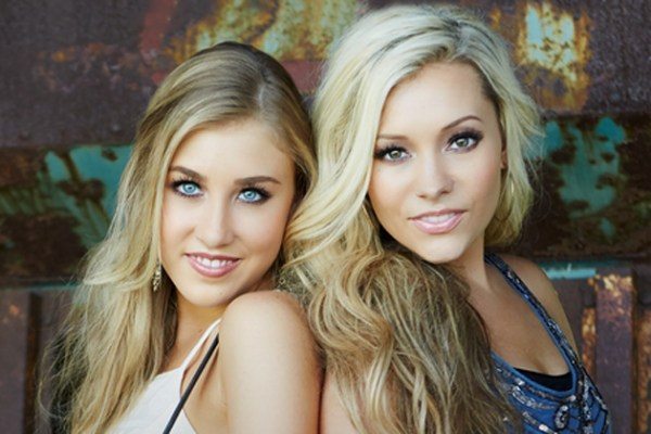 Maddie & Tae – Girl In A Country Song (Single)