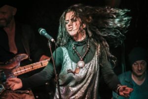 Sari Schorr and The Engine Room