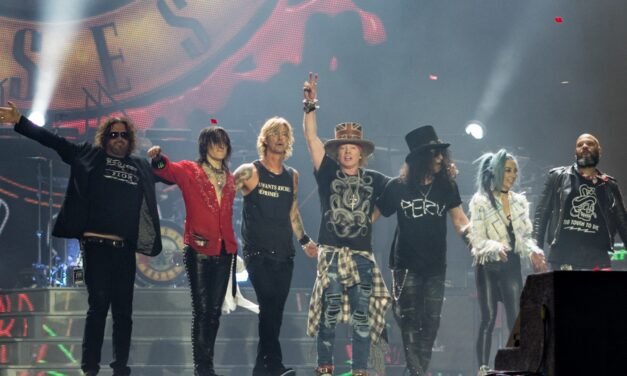 Slash Reveals Why Guns N’ Roses Will Never Hit The Big Screen