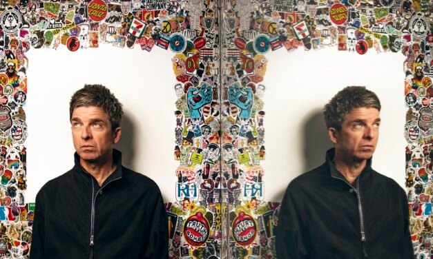 Noel Gallagher Launches UK Tour in Buckinghamshire with Vindaloo Celebration!