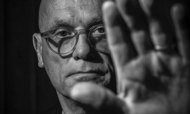 Ian Wills of Wills & The Willing Talks New Album, Musical Influences And More