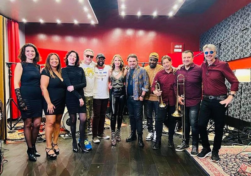 Ana Popovic & FANTASTAFUNK_2 Ana Popovic