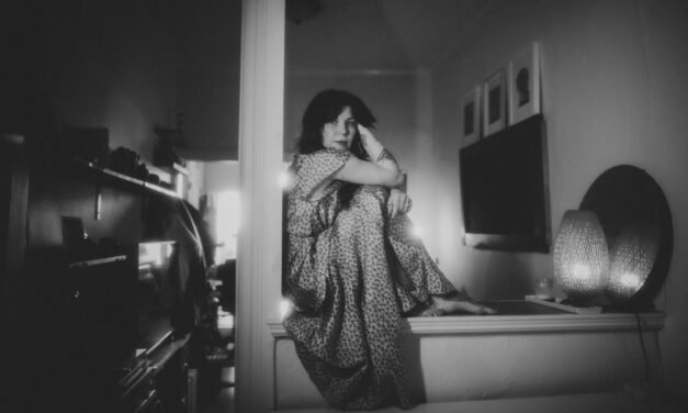 Yvonne Ambrée Talks New Single, Her Voice And More