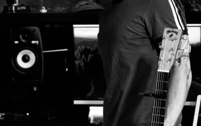 Sam Kelly Talks New Album, His Voice And More