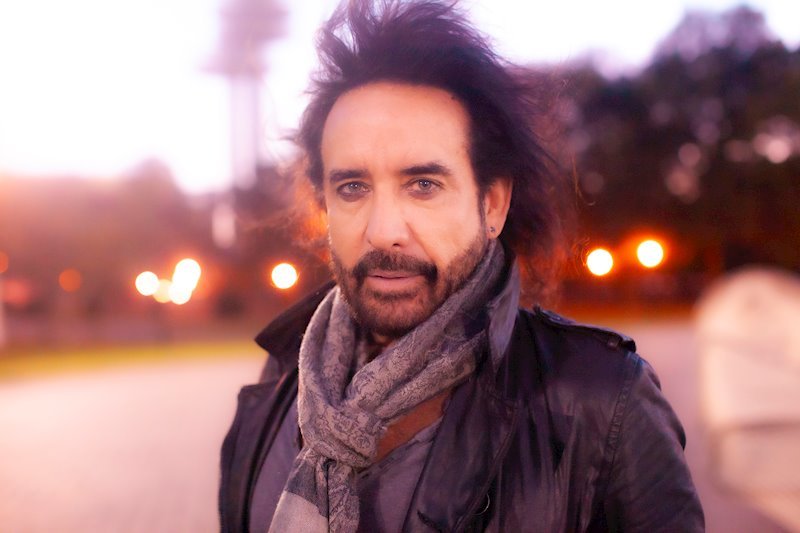 Rock Icon Marco Mendoza Announces September UK Tour Dates for “Shoot for the Stars Tour 2025”