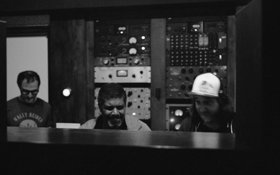 Dave Palmer, Reggie Hamilton & Joey Waronker Unite for Bold Jazz Trio Debut
