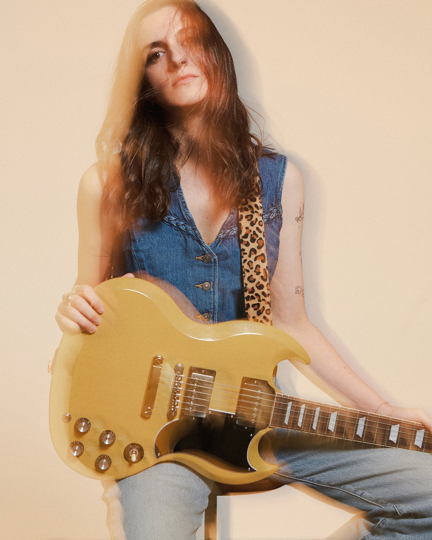 Laura_Cox_by_Li-Roda-Gil_2_sm