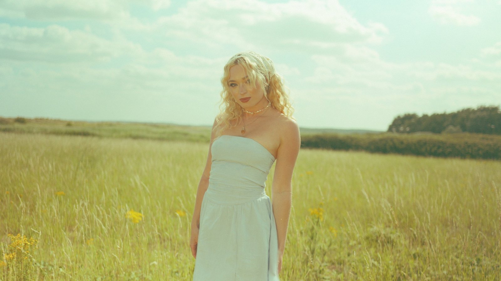 Press approved photo landscape Stella Lain