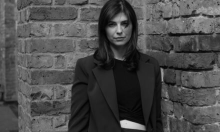 Roxanne de Bastion Talks Her Music, Touring The UK With Howard Jones And More