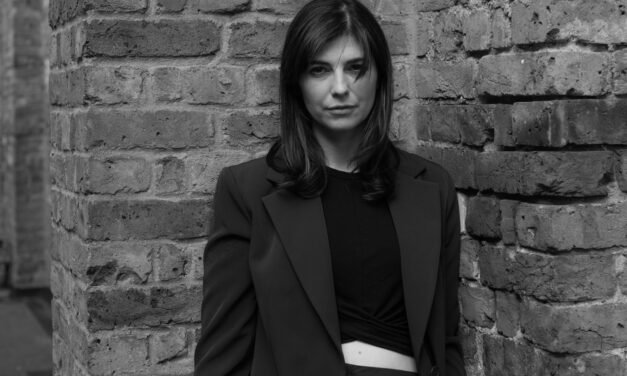 Roxanne de Bastion Talks Her Music, Touring The UK With Howard Jones And More