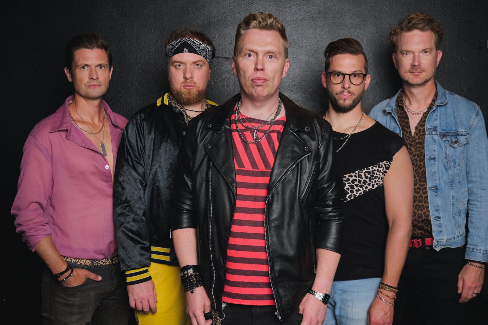 Streetlight – Photo by David Wreland Streetlight