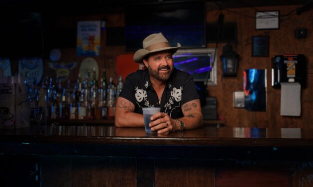 Randy Houser Drops ‘Back In The Bottle’ Ahead of 2026 UK Return