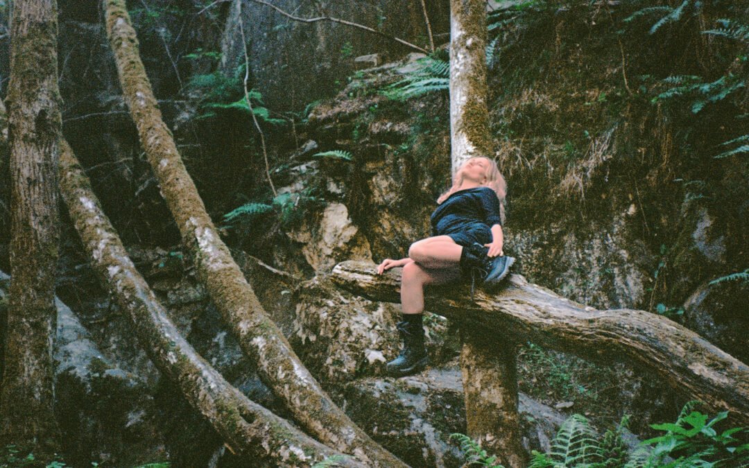 Bea Elmy Martin Captures Friendship and Growth on Intimate New Single “Anouk”