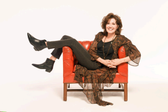 Amy Grant Announces New Album ‘The Me That Remains’