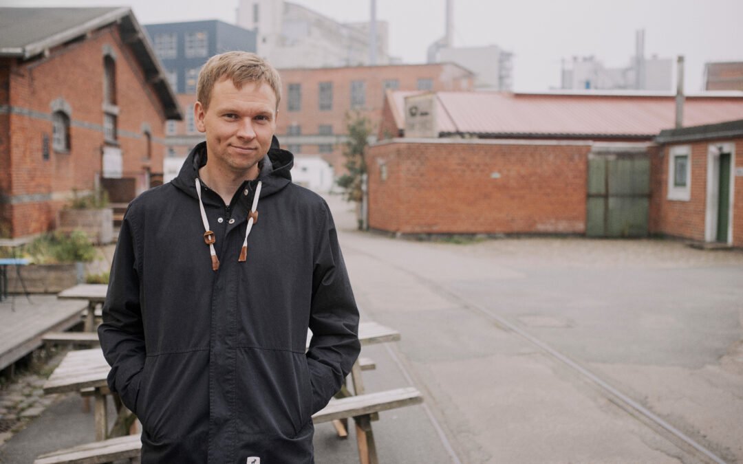 Rosenthal Talks Forthcoming New Album, New Single And More