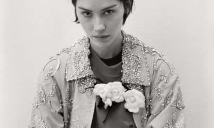Gracie Abrams Announces Third Studio Album ‘Daughter From Hell’