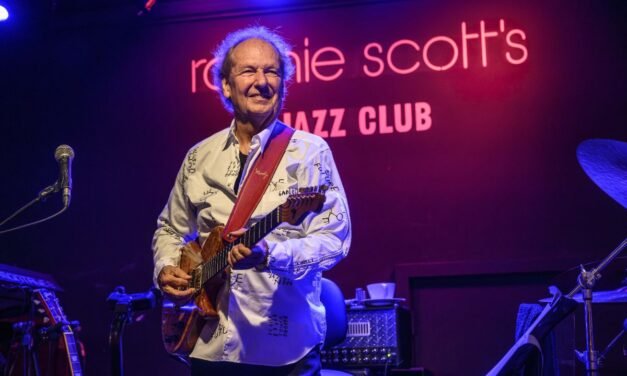Lee Ritenour’s Kaleidoscopic Fretwork Dazzles On His New Album, Live At Ronnie Scott’s