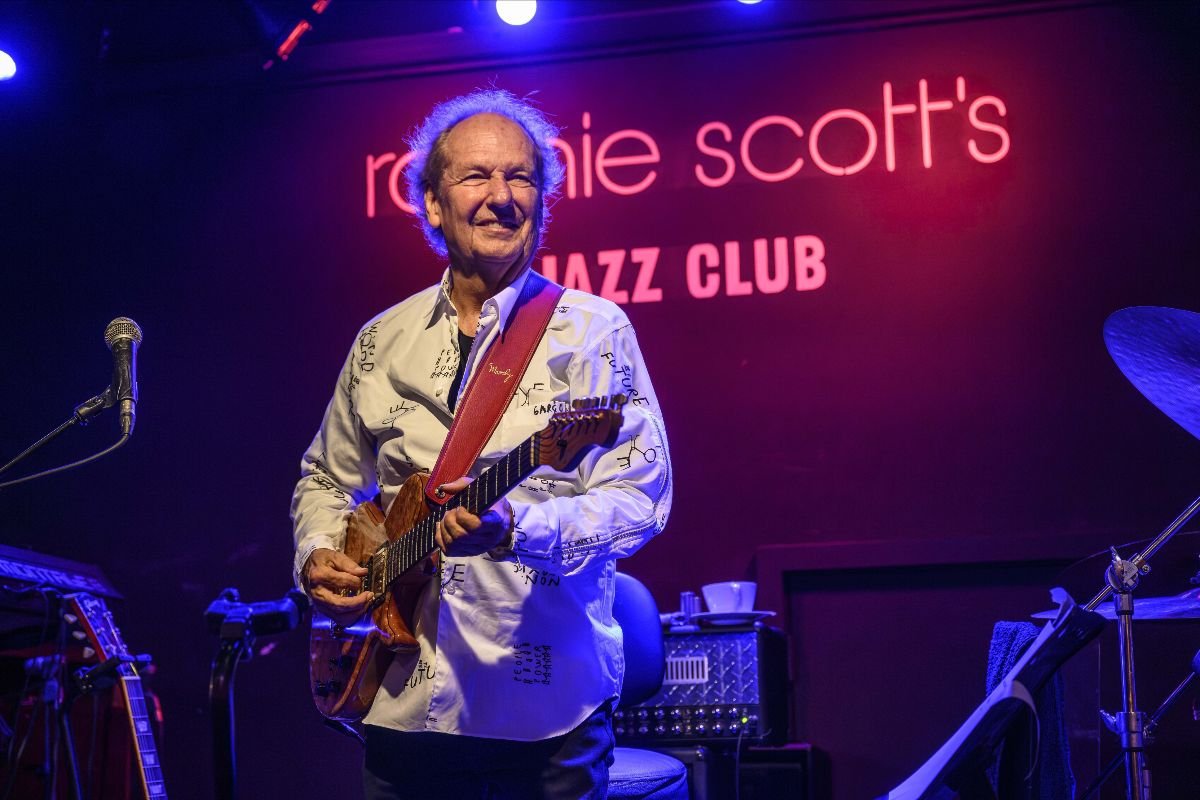 Lee Ritenour